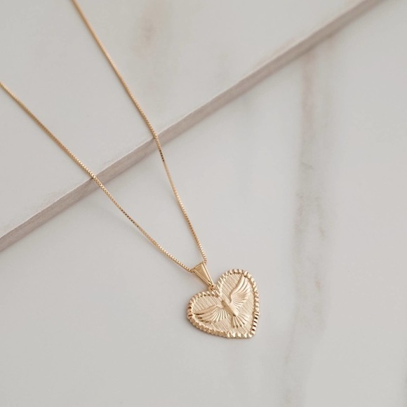Dove Heart Necklace | 18k Gold Filled - Picture 6 of 8